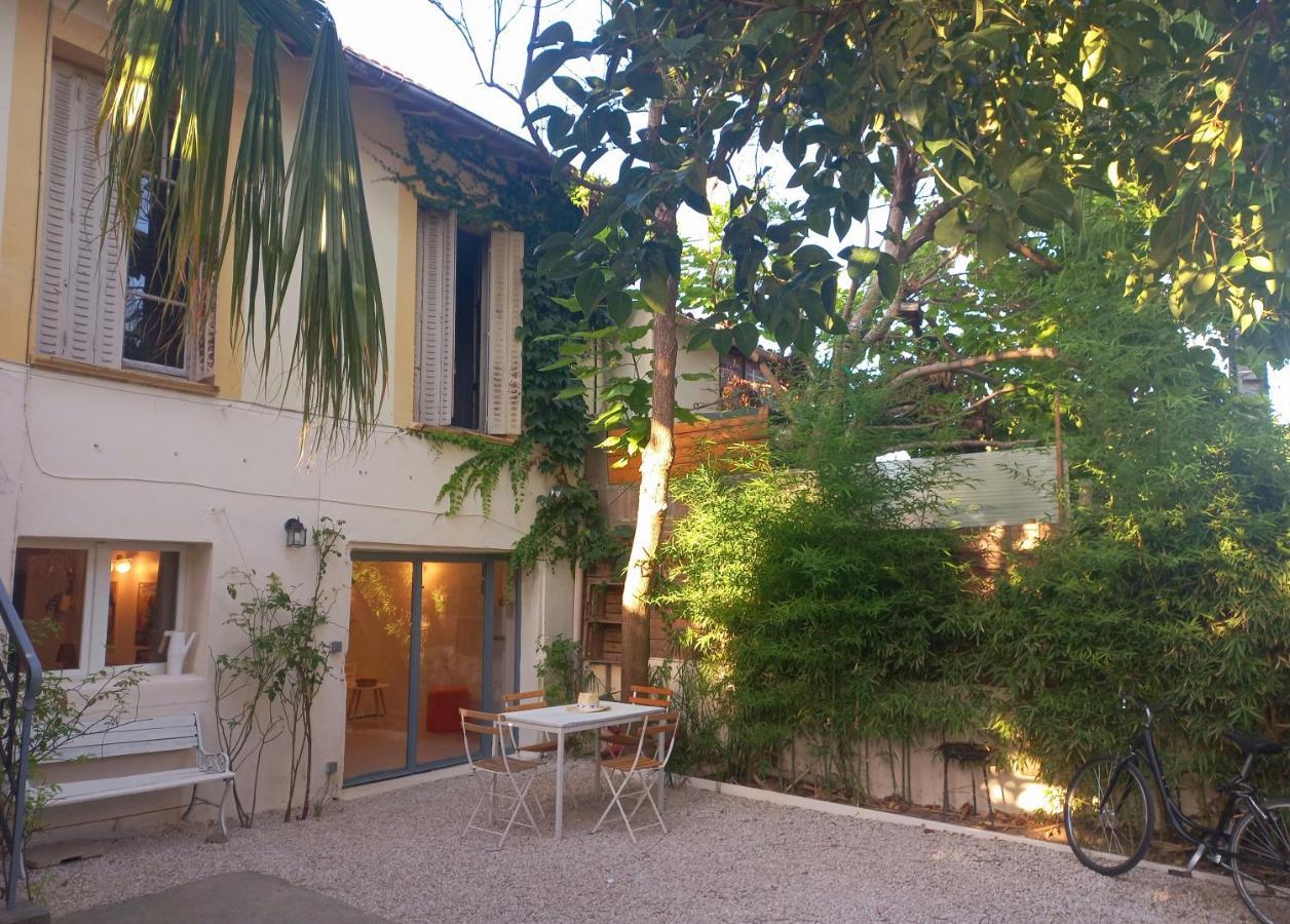 Le Nid Villa Avignon Exteriör bild